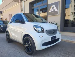 Bianco Usata 2019 Smart ForTwo Coupé Passion Due volumi | 15.900 € (Buon prezzo)