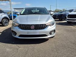 Argento Usata 2016 Fiat Tipo Opening Edition Tre volumi | 7900 € (Buon prezzo)