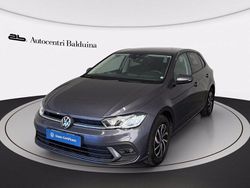 Smoky grey metalizzato Usata 2023 VW Polo Life Due volumi | 17.900 € (Buon prezzo)