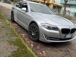 Usata 2011 BMW 520 Tre volumi | 9300 € (Buon prezzo)