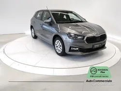 Grigio scuro Usata 2024 Skoda Fabia Selection Tre volumi | 15.950 € (Buon prezzo)