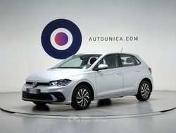 Grigio Usata 2023 VW Polo Life Tre volumi | 17.900 € (Buon prezzo)