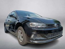 Bianco Usata 2019 VW Polo Comfortline Tre volumi | 14.400 € (Buon prezzo)