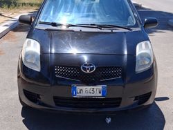 Nero Usata 2008 Toyota Yaris Due volumi | 3400 € (Buon prezzo)