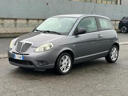 Grigio Usata 2012 Lancia Ypsilon Due volumi | 1999 € (Ottimo prezzo)