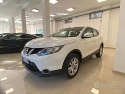 Bianco Usata 2015 Nissan Qashqai Tekna SUV | 11.000 € (Buon prezzo)
