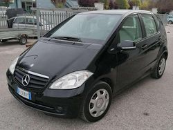 Nero Usata 2011 Mercedes A160 Elegance Monovolume | 3200 € (Buon prezzo)