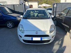 Bianco Usata 2012 Fiat Punto Lounge Due volumi | 3900 € (Buon prezzo)