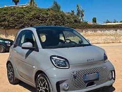 Grigio Usata 2022 Smart ForTwo Electric Drive Coupé | 14.999 € (Buon prezzo)