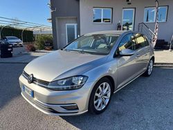 Beige Usata 2017 VW Golf Executive Tre volumi | 14.500 € (Buon prezzo)