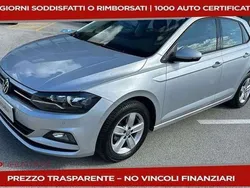 Grigio Usata 2020 VW Polo Highline Tre volumi | 15.200 € (Buon prezzo)