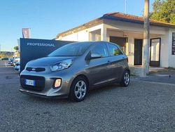 Grigio Usata 2016 Kia Picanto Active Due volumi | 7800 € (Buon prezzo)