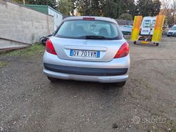 Beige Usata 2009 Peugeot 207 Tre volumi | 2500 € (Buon prezzo)