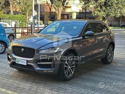 Grigio Usata 2017 Jaguar F-Pace R-Sport SUV | 19.000 € (Buon prezzo)