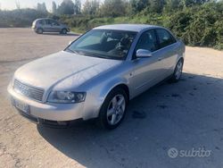 Grigio Usata 2001 Audi A4 Tre volumi | 500 € (Super prezzo)