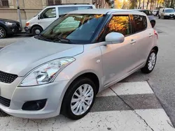 Grigio metallizzato Usata 2012 Suzuki Swift GL Tre volumi | 6500 € (Buon prezzo)