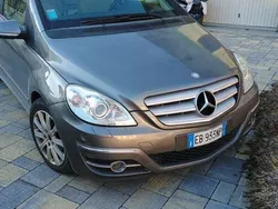 Usata 2010 Mercedes B200 Premium Monovolume | 3000 € (Buon prezzo)