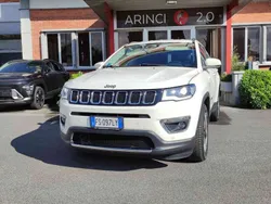 Bianco pastello Usata 2018 Jeep Compass Limited SUV | 15.400 € (Buon prezzo)