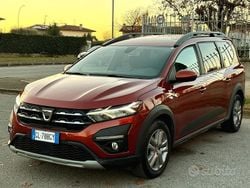 Rosso Usata 2022 Dacia Jogger Monovolume | 12.550 € (Buon prezzo)