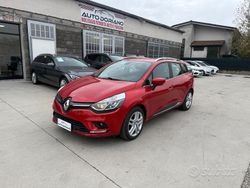 Rosso Usata 2017 Renault Clio GrandTour Intens Station wagon | 8000 € (Buon prezzo)
