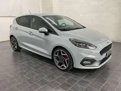 Grigio Usata 2019 Ford Fiesta ST Due volumi | 17.950 € (Buon prezzo)