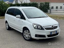 Bianco Usata 2014 Opel Zafira Monovolume | 4600 €