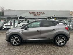 Grigio scuro Usata 2021 Renault Captur Intens SUV | 10.500 € (Super prezzo)