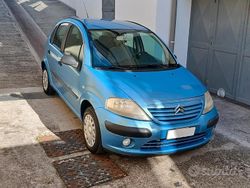 Blu/azzurro Usata 2002 Citroën C3 Tre volumi | 1900 € (Buon prezzo)