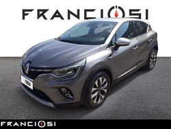 Grigio scuro Usata 2021 Renault Captur Intens SUV | 16.950 € (Buon prezzo)