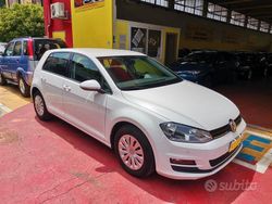 Bianco Usata 2016 VW Golf VII Trendline Tre volumi | 13.500 € (Buon prezzo)