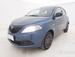 Blu Usata 2023 Lancia Ypsilon Silver Due volumi | 9190 € (Super prezzo)