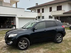 Usata 2012 Toyota RAV4 SUV | 8800 € (Ottimo prezzo)