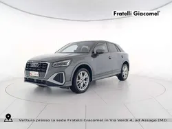 Grigio daytona perlato Usata 2024 Audi Q2 S-Line SUV | 33.900 € (Buon prezzo)