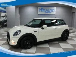 Bianco Usata 2019 Mini Cooper Due volumi | 15.500 € (Ottimo prezzo)