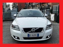Bianco Usata 2012 Volvo V50 R-Design Station wagon | 3890 € (Molto cara)