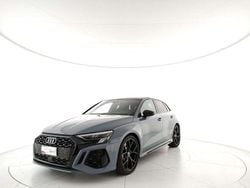 Grigio kemora metallizzato Usata 2022 Audi RS3 Sportback Ambiente Due volumi | 51.800 € (Ottimo prezzo)