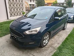 Usata 2015 Ford C-MAX Monovolume | 4999 € (Buon prezzo)