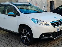 Bianco Usata 2014 Peugeot 2008 Allure SUV | 6900 € (Buon prezzo)