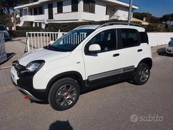 Bianco Usata 2022 Fiat Panda Cross Cross Due volumi | 17.500 € (Molto cara)