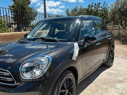 Usata 2016 Mini Cooper D Countryman SUV | 13.500 € (Cara)