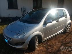 Grigio Usata 2007 Smart ForFour Passion Due volumi | 4000 € (Molto cara)