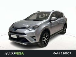 Vari colori / pastello Usata 2017 Toyota RAV4 Hybrid SUV | 16.900 € (Ottimo prezzo)