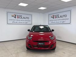 Rosso Nuova 2025 Fiat 600 La Prima SUV | 25.500 €