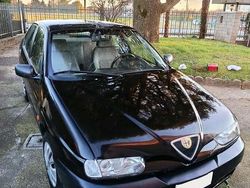 Nero Usata 1995 Alfa Romeo 146 Due volumi | 2800 €
