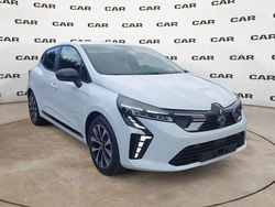 Bianco Nuova 2025 Mitsubishi Colt Invite Tre volumi | 21.900 € (Cara)