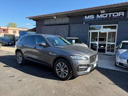 Grigio Usata 2016 Jaguar F-Pace R-Sport SUV | 19.490 € (Buon prezzo)