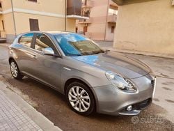 Grigio Usata 2016 Alfa Romeo Giulietta Due volumi | 11.000 € (Buon prezzo)
