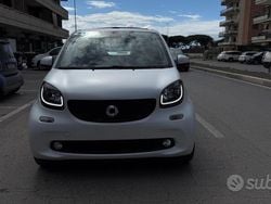 Bianco Usata 2019 Smart ForTwo Cabrio Passion Cabrio | 15.900 € (Buon prezzo)