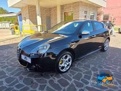 Nero Usata 2015 Alfa Romeo Giulietta Sprint Tre volumi | 8399 € (Buon prezzo)
