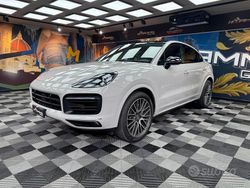 Bianco Usata 2022 Porsche Cayenne SUV | 84.999 € (Cara)